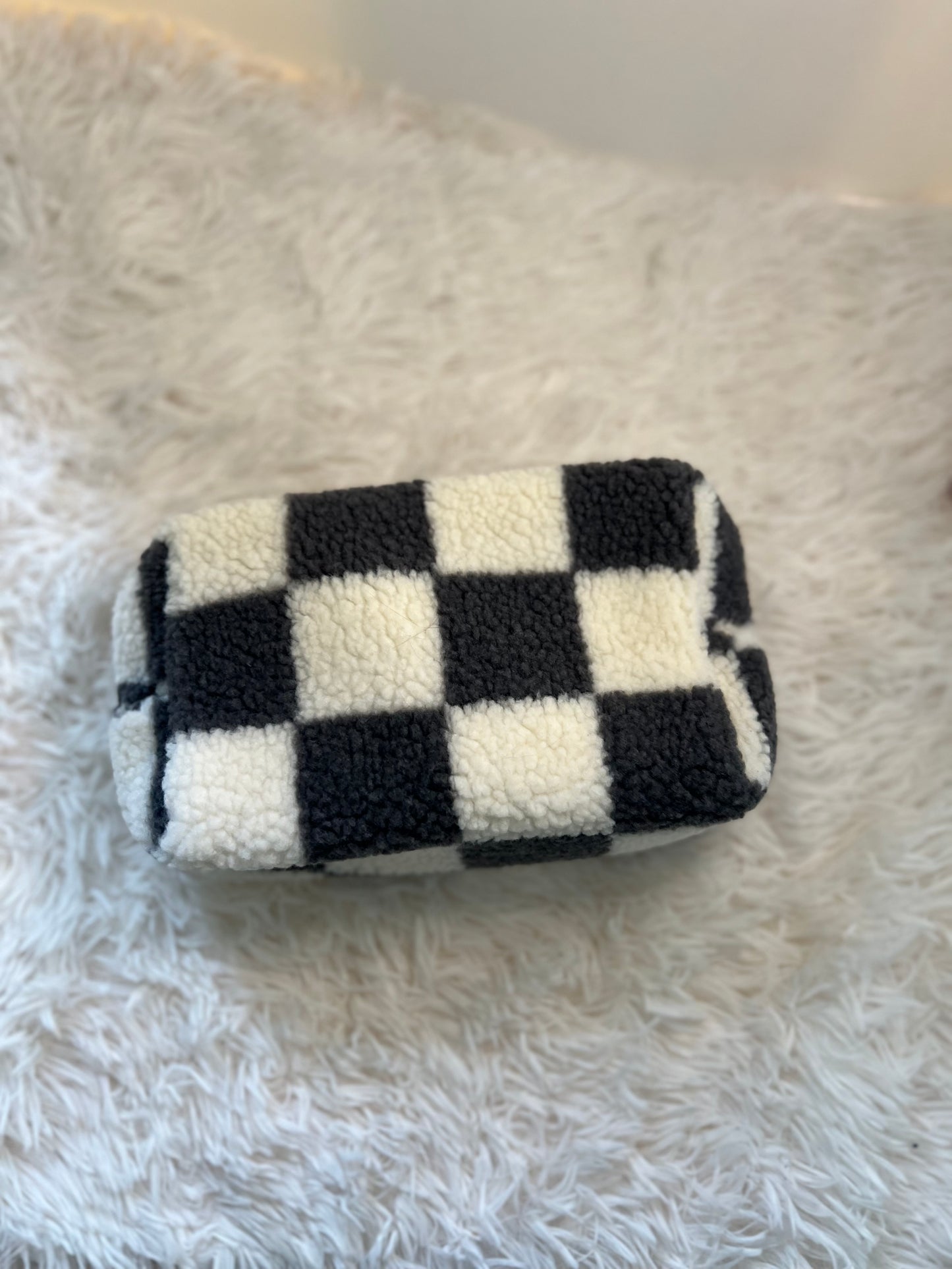 Large Black and White Plush Retro Makeup Bag – Checkered Cosmetic Organizer