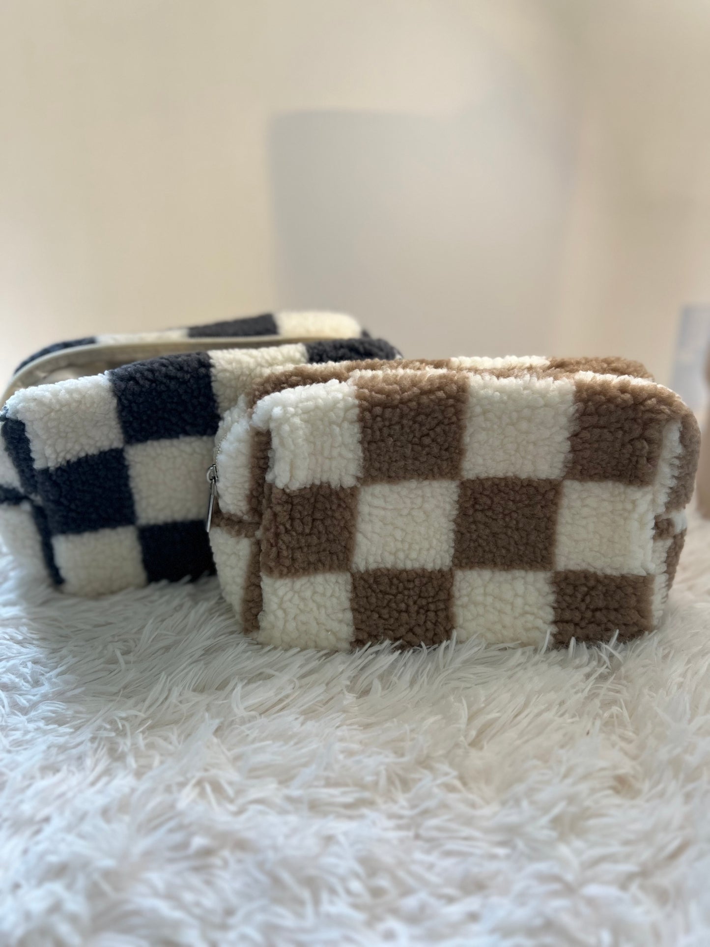 Large Brown Plush Retro Makeup Bag – Checkered Cosmetic Organizer